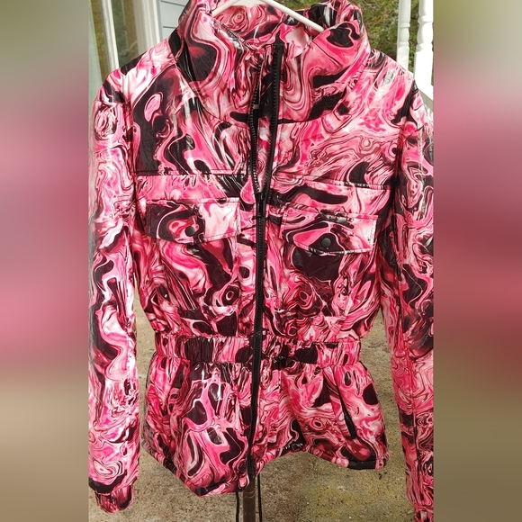 Club Exx Dools Kill Trippy Swirl Print Puffer SZ.L NWT - Picture 2 of 6